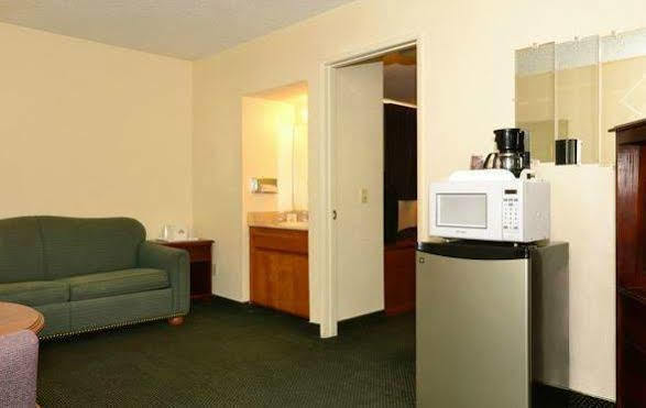 Motel Days By Wyndham Airport